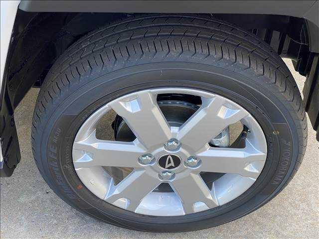 タフト Ｇ　届出済未使用車　アイドリングストップ　盗難防止装置　バックカメラ　衝突被害軽減ブレーキ　横滑り防止装置　シートヒーター　スマートキー　寒冷地仕様車　サンルーフ　ガラスルーフ　ルーフレール（42枚目）