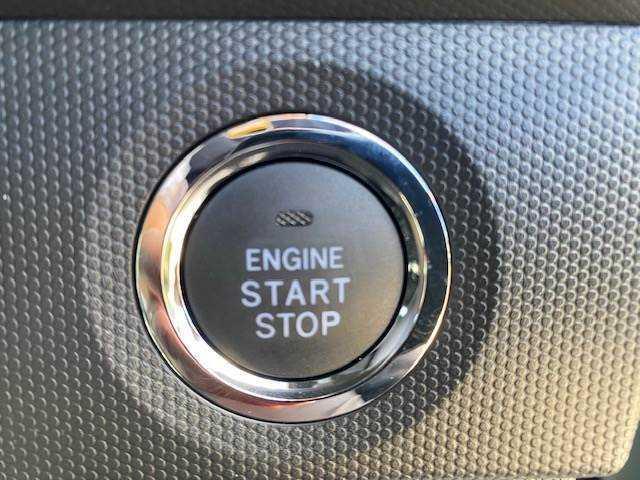 タフト Ｇ　届出済未使用車　アイドリングストップ　盗難防止装置　バックカメラ　衝突被害軽減ブレーキ　横滑り防止装置　シートヒーター　スマートキー　サンルーフ　ルーフレール　寒冷地仕様車　ガラスルーフ　シートＨ（9枚目）