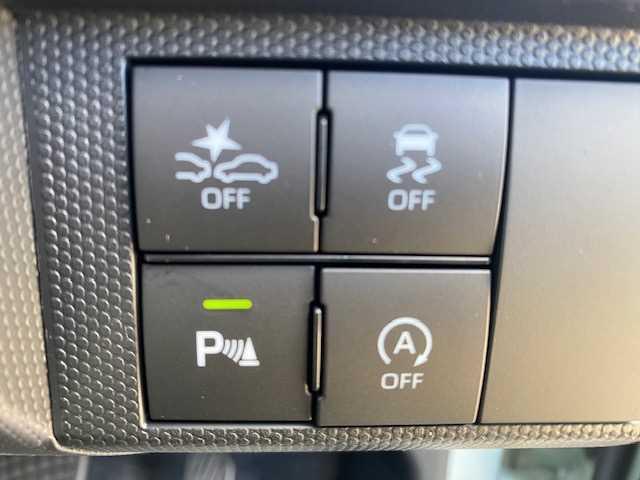 タフト Ｇ　届出済未使用車　アイドリングストップ　盗難防止装置　バックカメラ　衝突被害軽減ブレーキ　横滑り防止装置　シートヒーター　スマートキー　サンルーフ　ルーフレール　寒冷地仕様車　ガラスルーフ　シートＨ（28枚目）