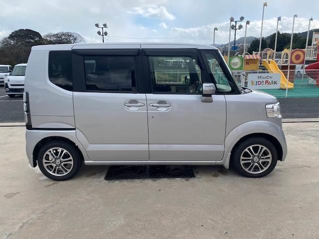 Ｎ－ＢＯＸ 　ＳＳパッケージ　両側電動スライドドア　盗難防止システム　エアコン　パワーステアリング　パワーウィンドウ　ＡＢＳ（15枚目）