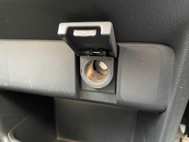 Ｎ－ＢＯＸ 　ＳＳパッケージ　両側電動スライドドア　盗難防止システム　エアコン　パワーステアリング　パワーウィンドウ　ＡＢＳ（24枚目）