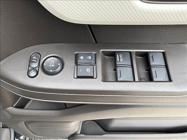 Ｎ－ＢＯＸ Ｌ　セキュリティ　運転席エアバック　リアカメラ　アクティブクルーズコントロール　前席シートヒーター　スマキー　フルオートエアコン　ＰＳ　エコモード　キーレス付　パワースライドア　フロントパワーウィンドウ（45枚目）