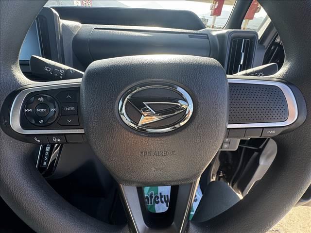 タント カスタムＸ　フルセグナビ・Ｂｌｕｅｔｏｏｔｈ付　バックカメラ　両側電動スライドドア　スマートキー　衝突被害軽減ブレーキ　アイドリングストップ　クリアランスソナー　ＥＴＣ　ＥＣＳ　シートヒーター　ＬＥＤヘッドライト（33枚目）