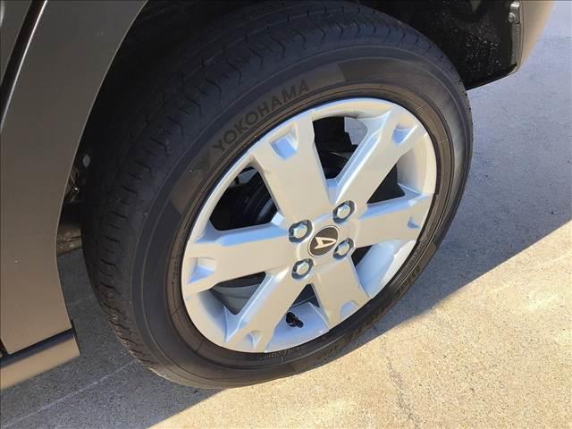 タフト Ｇ　クロムベンチャー　衝突被害軽減ブレーキ　スマートキー　クリアランスソナー　アイドリングストップ　ＥＣＳ　シートヒーター　ＬＥＤヘッドライト（9枚目）