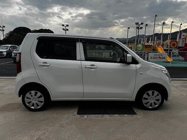 ワゴンＲ ＦＸ　アイドリングストップ　ＥＴＣ　ＣＤプレーヤー（8枚目）