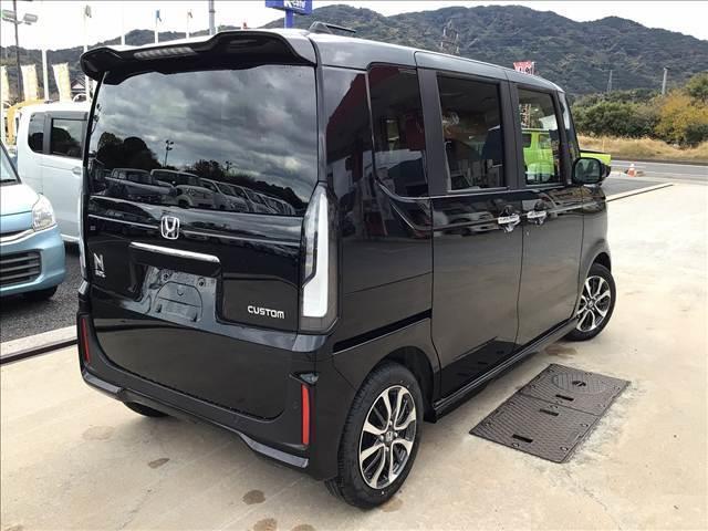 Ｎ－ＢＯＸカスタム ベースグレード　Ｈｏｎｄａ　ＳＥＮＳＩＮＧ　両側スライド片側電動ドア　スマートキー　シートヒーター　ＡＣＣ　ＥＣＳ　ＬＥＤヘッドライト（6枚目）