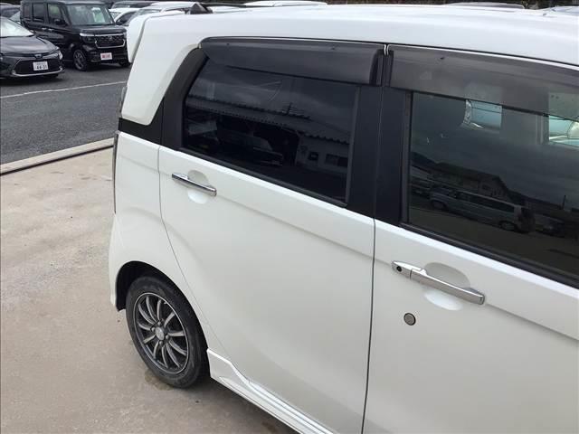 Ｎ－ＷＧＮカスタム Ｇ　ワンセグナビ　バックカメラ　スマートキー　アイドリングストップ　ＥＴＣ　ＥＣＳ　ＨＩＤヘッドライト（16枚目）