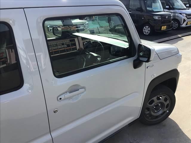 ハスラー ハイブリッドＧ　衝突被害軽減ブレーキ　車線逸脱防止装置　スマートキー　クリアランスソナー　アイドリングストップ　ＡＣＣ　ＥＣＳ　シートヒーター　ＬＥＤヘッドライト（19枚目）