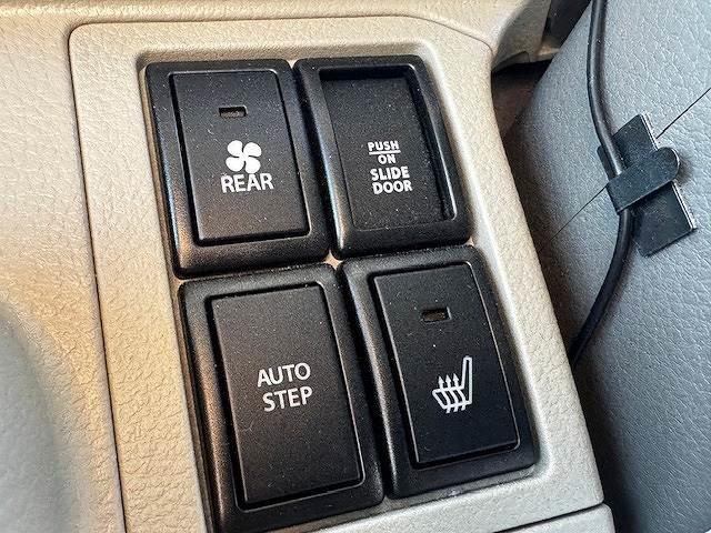 �P�C�J�t�F�@�X�^�b�t�ꓯ�����X�����҂����Ă���܂��I