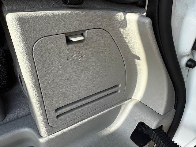 �P�C�J�t�F�@�X�^�b�t�ꓯ�����X�����҂����Ă���܂��I