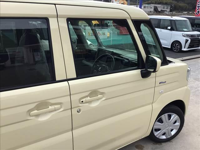 スペーシア ハイブリッドＧ　両側スライドドア　衝突被害軽減ブレーキ　スマートキー　アイドリングストップ　ＥＣＳ　ＬＥＤヘッドライト（18枚目）