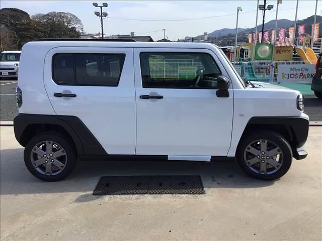 タフト Ｇ　ダーククロムベンチャー　衝突被害軽減ブレーキ　スマートキー　クリアランスソナー　アイドリングストップ　ＥＣＳ　シートヒーター　ＬＥＤヘッドライト（5枚目）