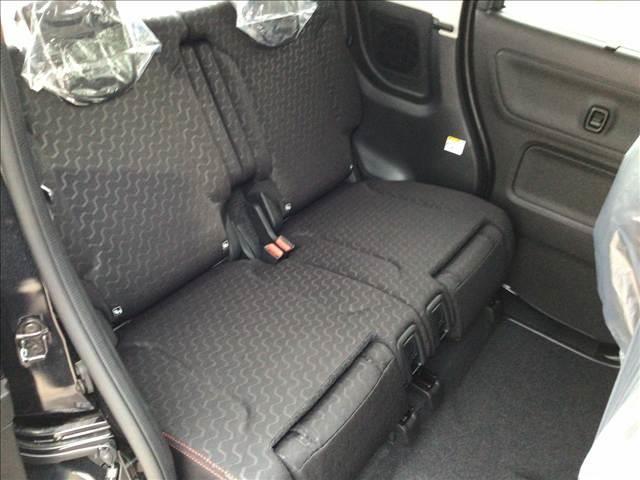 �P�C�J�t�F�̓I�[�����[�J�[�̂��Ԃ���葵���Ă���܂��I