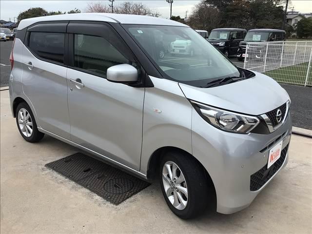 デイズ X 衝突被害軽減ブレーキ バックカメラ スマートキー アイドリングストップ クリアランスソナー ETC(4枚目)