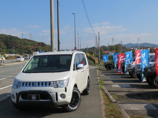 デリカＤ：５ Ｇ　プレミアム　ワンオーナー　新品ＢＡＤＸロックケリーＭＸ１キャップ付＋オープンカントリーＲＴ２３５／７０Ｒ１６＋ブルバー＋プレミアムマット１台分　ＨＤＤナビフルセグＤＶＤ／ＦＳＲカメラ　電動両側スライド＋バックドア（80枚目）