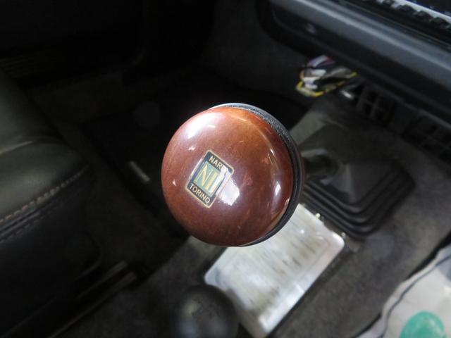 ジムニー ワイルドウインド　ガンＭ全塗装　リフトアップ　新品ＢＡＤＸ　ＤＯＳ＋オープンカントリー２２５／７５／１６　オーバーフェンダー／グリル各部チッピング黒塗装　社外前後バンパー／マフラー／テール／ＬＥＤフォグ／シートカバー（29枚目）