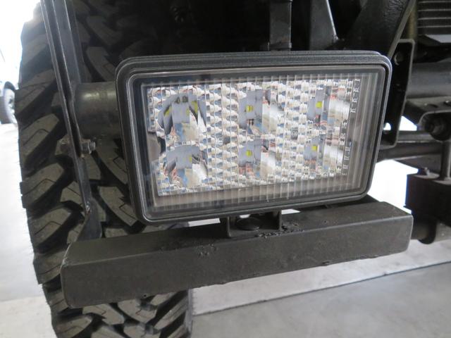 ジムニー ワイルドウインド　ガンＭ全塗装　リフトアップ　新品ＢＡＤＸ　ＤＯＳ＋オープンカントリー２２５／７５／１６　オーバーフェンダー／グリル各部チッピング黒塗装　社外前後バンパー／マフラー／テール／ＬＥＤフォグ／シートカバー（37枚目）