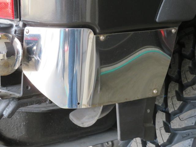 ジムニー ワイルドウインド　ガンＭ全塗装　リフトアップ　新品ＢＡＤＸ　ＤＯＳ＋オープンカントリー２２５／７５／１６　オーバーフェンダー／グリル各部チッピング黒塗装　社外前後バンパー／マフラー／テール／ＬＥＤフォグ／シートカバー（47枚目）