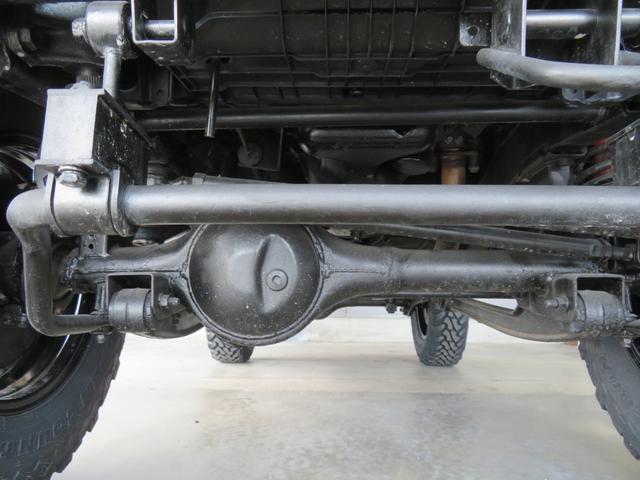 ジムニー ワイルドウインド　ガンＭ全塗装　リフトアップ　新品ＢＡＤＸ　ＤＯＳ＋オープンカントリー２２５／７５／１６　オーバーフェンダー／グリル各部チッピング黒塗装　社外前後バンパー／マフラー／テール／ＬＥＤフォグ／シートカバー（61枚目）