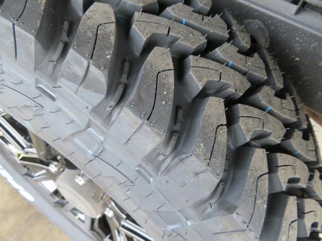 ジムニー ワイルドウインド　ガンＭ全塗装　リフトアップ　新品ＢＡＤＸ　ＤＯＳ＋オープンカントリー２２５／７５／１６　オーバーフェンダー／グリル各部チッピング黒塗装　社外前後バンパー／マフラー／テール／ＬＥＤフォグ／シートカバー（79枚目）