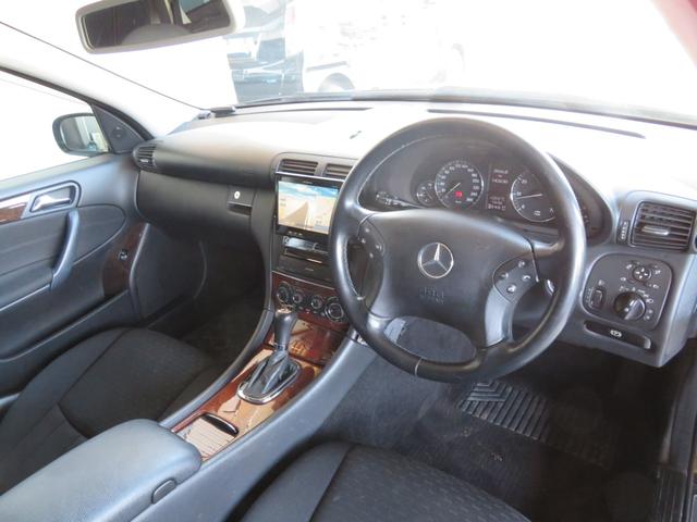 C200コンプレッサーステーションワゴンLTDサイバーナビ(3枚目)