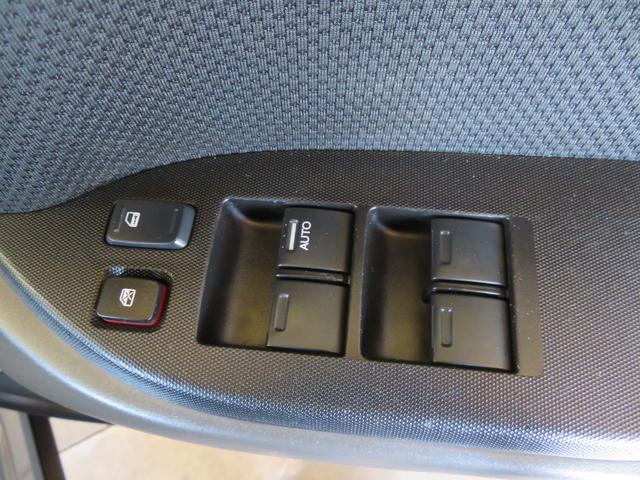 クロスロード ２０Ｘ　走行９９１０８Ｋｍ　純正ナビ／バックカメラ／ＥＴＣ　ＰＢＡソリッドグレー＆マットブラック全塗装車　走行／エアコンテスト済　７人乗　キーレス　ＨＩＤ　タイミングチェーン　車検整備２年付【令和７年自税込】（35枚目）
