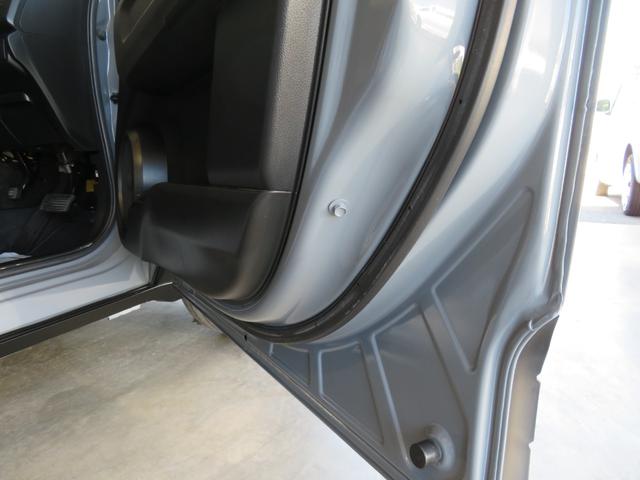 クロスロード ２０Ｘ　走行９９１０８Ｋｍ　純正ナビ／バックカメラ／ＥＴＣ　ＰＢＡソリッドグレー＆マットブラック全塗装車　走行／エアコンテスト済　７人乗　キーレス　ＨＩＤ　タイミングチェーン　車検整備２年付【令和７年自税込】（61枚目）