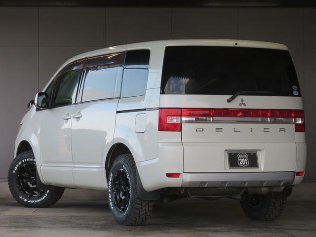 デリカＤ：５ Ｇ　パワーパッケージ　新品ＰＲＯ－ＰＯＴＯＲ　Ｘ　ＤＤ－Ｖ６特注色グロスブラック＋新品オープンカントリーＲＴ２３５／７０Ｒ１６＋ナット　新品ブルバー　新品カープレイ対応ＳＤナビ　新品バックカメラ　ＨＩＤ　スマートキー２個（9枚目）