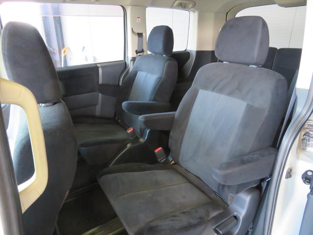 デリカＤ：５ Ｇ　パワーパッケージ　新品ＰＲＯ－ＰＯＴＯＲ　Ｘ　ＤＤ－Ｖ６特注色グロスブラック＋新品オープンカントリーＲＴ２３５／７０Ｒ１６＋ナット　新品ブルバー　新品カープレイ対応ＳＤナビ　新品バックカメラ　ＨＩＤ　スマートキー２個（26枚目）