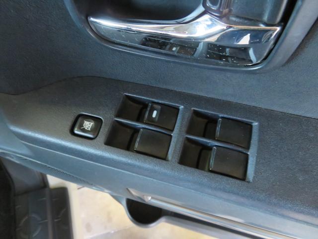 デリカＤ：５ Ｇ　パワーパッケージ　新品ＰＲＯ－ＰＯＴＯＲ　Ｘ　ＤＤ－Ｖ６特注色グロスブラック＋新品オープンカントリーＲＴ２３５／７０Ｒ１６＋ナット　新品ブルバー　新品カープレイ対応ＳＤナビ　新品バックカメラ　ＨＩＤ　スマートキー２個（37枚目）