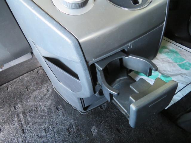 デリカＤ：５ Ｇ　パワーパッケージ　新品ＰＲＯ－ＰＯＴＯＲ　Ｘ　ＤＤ－Ｖ６特注色グロスブラック＋新品オープンカントリーＲＴ２３５／７０Ｒ１６＋ナット　新品ブルバー　新品カープレイ対応ＳＤナビ　新品バックカメラ　ＨＩＤ　スマートキー２個（44枚目）