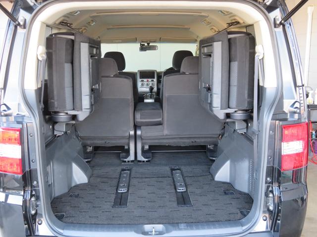 �y���X���v���O�\��z�R��ڃV�[�g�����E�㕔�Ɋi�[����Α�e�ʂ̃��Q�b�W�X�y�[�X�ɂȂ�܂��I�I