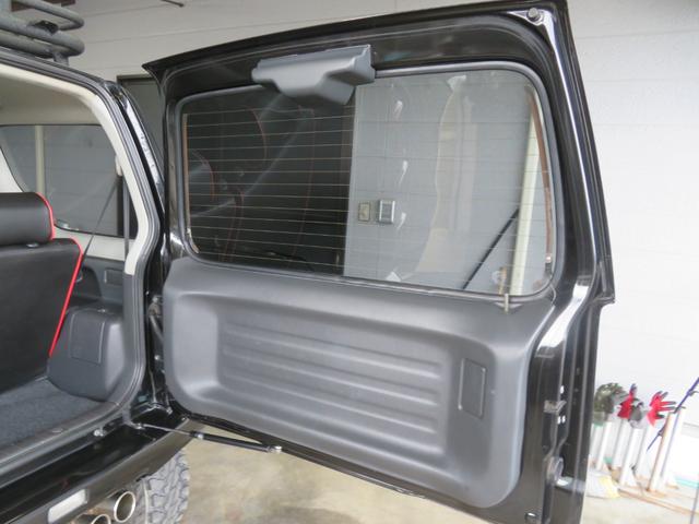 ジムニー XC 新品ルーフラック+Hライト RAYSデイトナFDX-J+ジオランダーMT 3インチリフトUP ブラックM全塗装修復歴軽度 LEDテール FRPボンネット SDナビDVDフルセグBluetoothETC(30枚目)