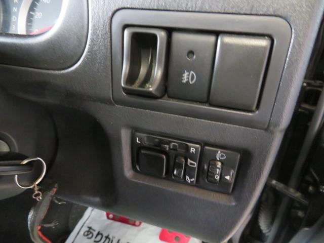 ジムニー XC 新品ルーフラック+Hライト RAYSデイトナFDX-J+ジオランダーMT 3インチリフトUP ブラックM全塗装修復歴軽度 LEDテール FRPボンネット SDナビDVDフルセグBluetoothETC(35枚目)