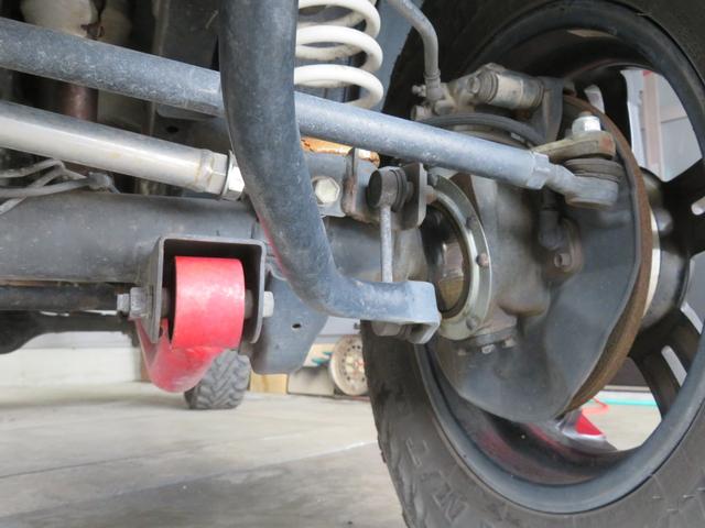 ジムニー XC 新品ルーフラック+Hライト RAYSデイトナFDX-J+ジオランダーMT 3インチリフトUP ブラックM全塗装修復歴軽度 LEDテール FRPボンネット SDナビDVDフルセグBluetoothETC(64枚目)