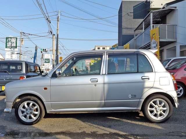 ミニライトスペシャル 4WD Wエアバッグ CD/MD(3枚目)
