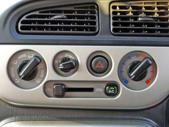 ミニライトスペシャル 4WD Wエアバッグ CD/MD(12枚目)