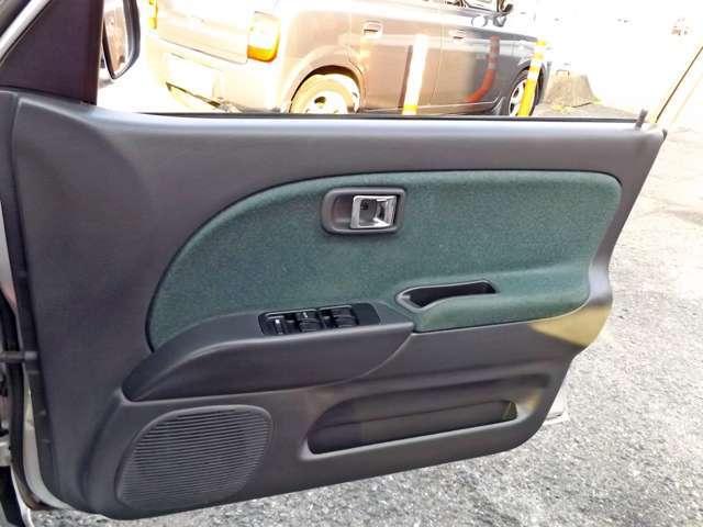 ミニライトスペシャル 4WD Wエアバッグ CD/MD(18枚目)