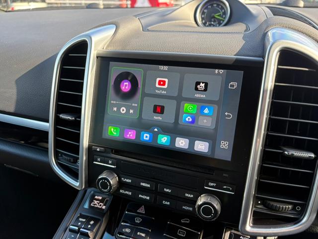 カイエン Ｓ　Ｅ－ハイブリッド　プラチナエディション　スポーツクロノパッケージ　シートヒーターＢＯＳＥサウンド　アルカンターラ／革コンビスポーツシート　パークアシストシステム　ソフトクローズ　ＥＴＣ　地デジ　２１インチホイル　充電ケーブル　故障保証付き（25枚目）