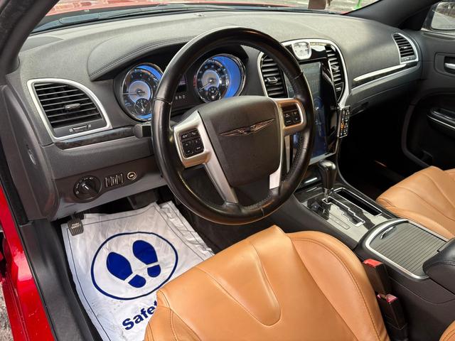 クライスラー・３００ ３００Ｓ　カスタムペイント　ＡＣＣＵＡＩＲエアサス　ａｎｄｒｏｉｄ大画面ナビ　オリジナルマフラー　ＬＥＸＡＮＩ２２ｉｎｃ　デジタルインナーミラー　ＵＳインテーク（19枚目）