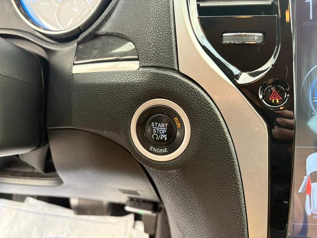 クライスラー・３００ ３００Ｓ　カスタムペイント　ＡＣＣＵＡＩＲエアサス　ａｎｄｒｏｉｄ大画面ナビ　オリジナルマフラー　ＬＥＸＡＮＩ２２ｉｎｃ　デジタルインナーミラー　ＵＳインテーク（36枚目）