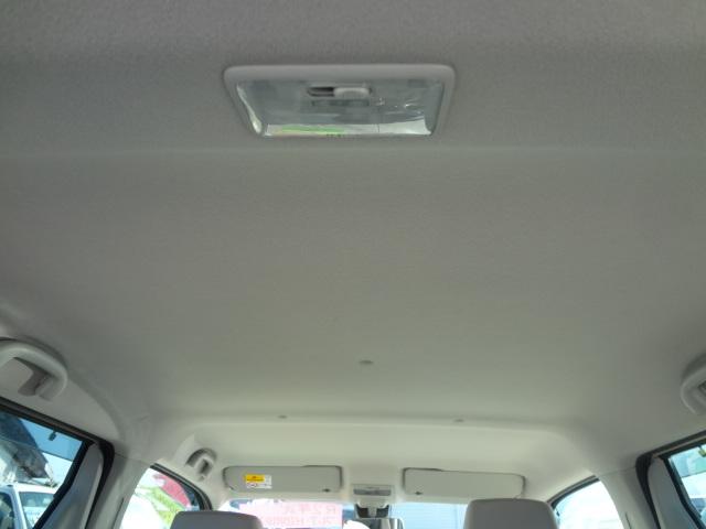 内装（シート・インパネ周り・天井部分他）は、当社の専門スタッフが、丁寧にクリーニングしております！品質には、自信を持っております！