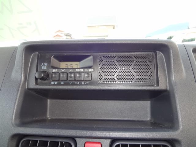キャリイトラック ＫＣエアコン・パワステ　２ＷＤ　５速マニュアル　ドライブレコーダー　ＥＴＣ　純正ラジオ　エアバック（10枚目）