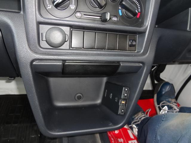 キャリイトラック ＫＣエアコン・パワステ　２ＷＤ　５速マニュアル　ドライブレコーダー　ＥＴＣ　純正ラジオ　エアバック（21枚目）