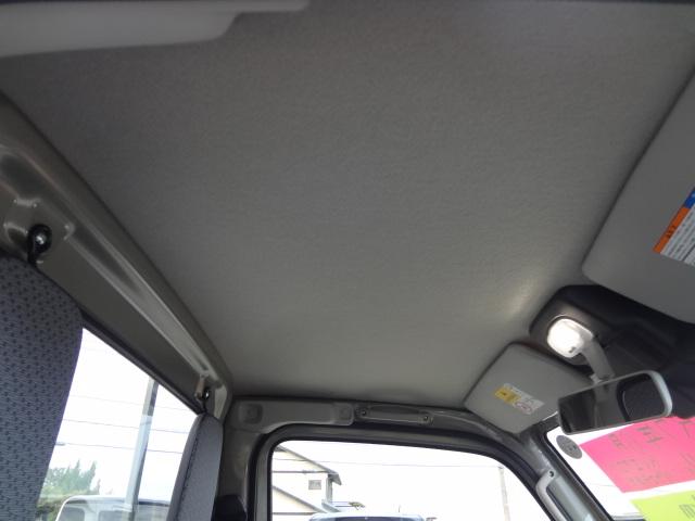 キャリイトラック ＫＣエアコン・パワステ農繁仕様　届出済未使用車　セーフティサポート　４ＷＤ　Ｈｉ／Ｌｏ切り替え　デフロック　５速マニュアル　４枚リーフスプリング　リヤソナー　パワーウインドー　キーレス（12枚目）