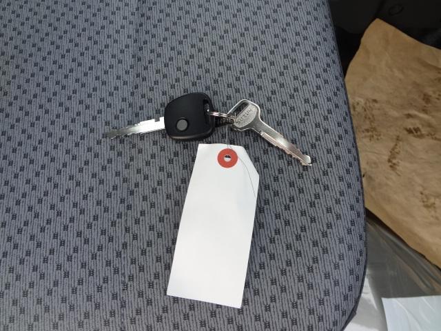 キャリイトラック ＫＣエアコン・パワステ農繁仕様　届出済未使用車　セーフティサポート　４ＷＤ　Ｈｉ／Ｌｏ切り替え　デフロック　５速マニュアル　４枚リーフスプリング　リヤソナー　パワーウインドー　キーレス（28枚目）