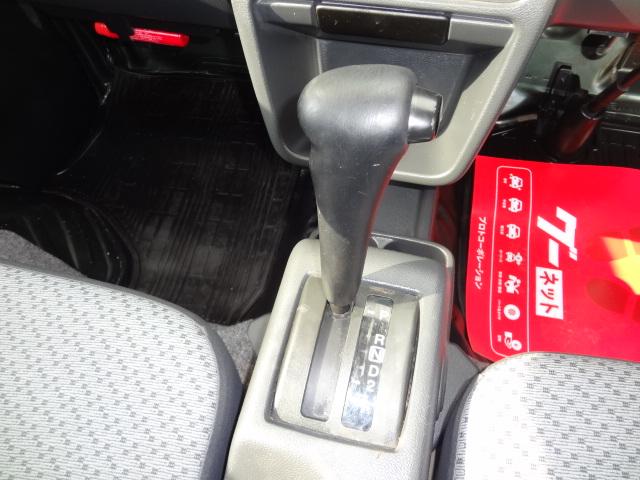 キャリイトラック ＫＣスペシャル　ワンオーナー　エアコン　パワステ　４ＷＤ　オートマ　セーフティサポート　パワーウインドー　キーレス（11枚目）