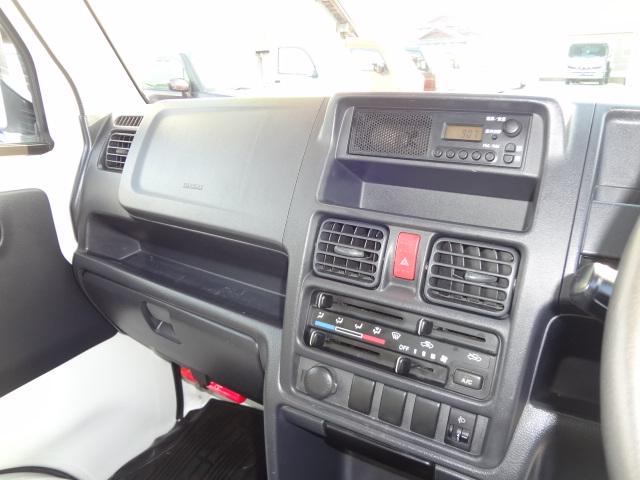 キャリイトラック ＫＣエアコン・パワステ　２ＷＤ　５速マニュアル　エアバック　純正ラジオ（16枚目）