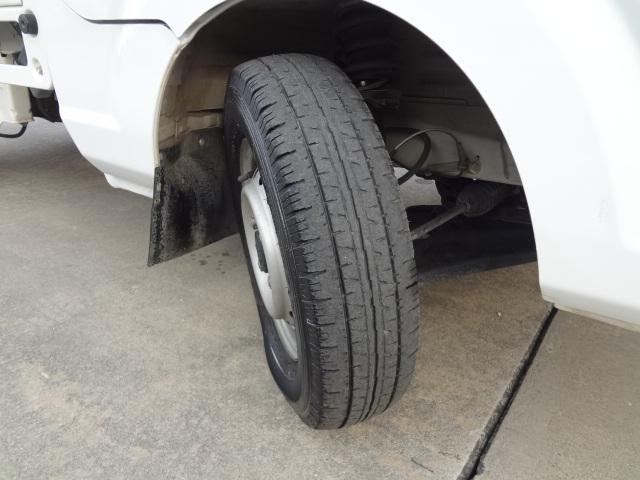 キャリイトラック ＫＣエアコン・パワステ　２ＷＤ　５速マニュアル　エアバック　純正ラジオ（19枚目）