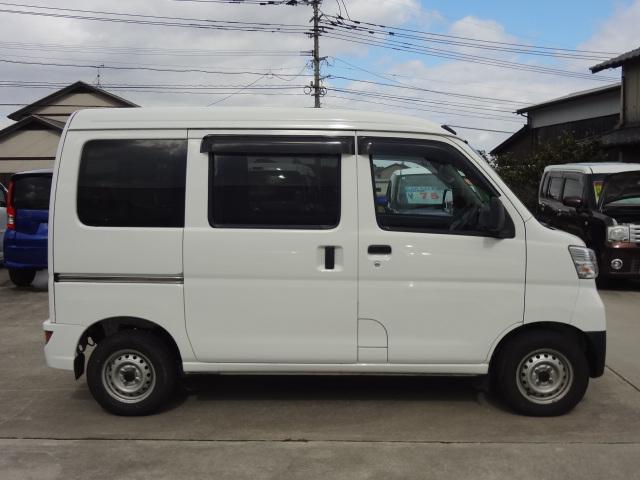 ハイゼットカーゴ DX SAIII LEDヘッドランプ 被害軽減ブレーキ エアコン パワステ 2WD オートマ車 バックカメラ パワーウインドー キーレス(4枚目)